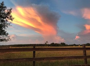 1556 Old River Rd, Fork, SC 29543