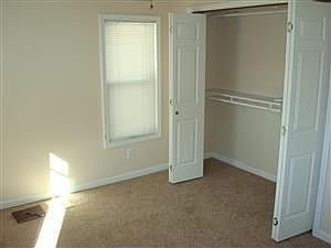 5th image of 1034 Martin Luther King Jr St
