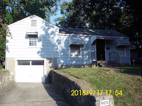 2nd image of 605 S Cedar Ave