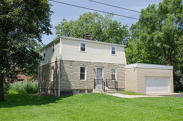 1st image of 9204 N Lincoln Ave