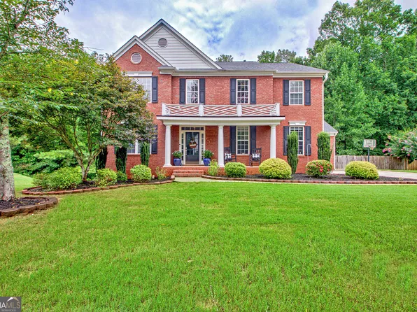 465 Ridgewood Dr, Fayetteville, GA 30215
