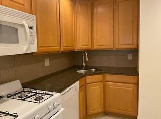 1533 Northgate Sq APT 21B, Reston, VA 20190