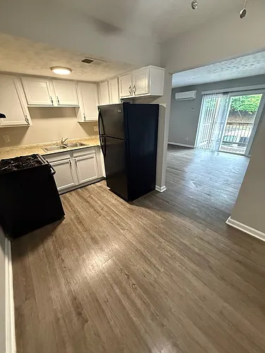 2066 Fairmont Ct Photo 1