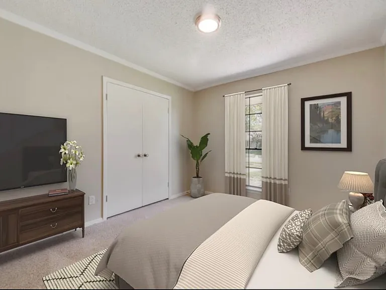 1317 Westpark Dr — Photo 9