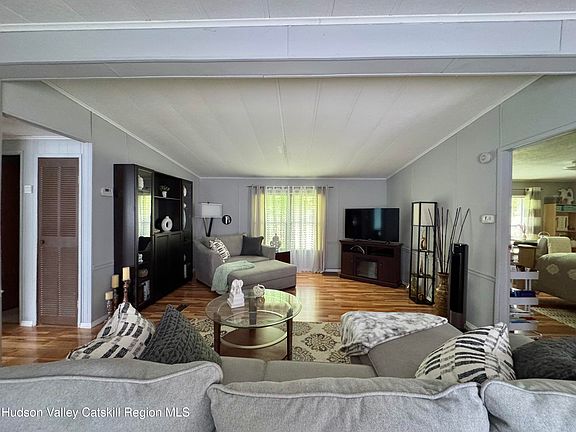 5th image of 11 Christy Avenue