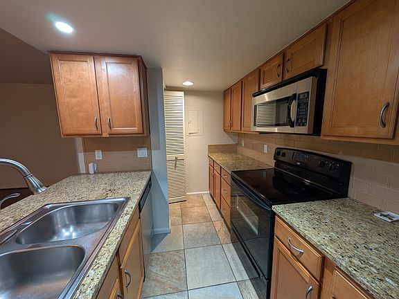 4th image of 200 E Southern Ave Unit 109