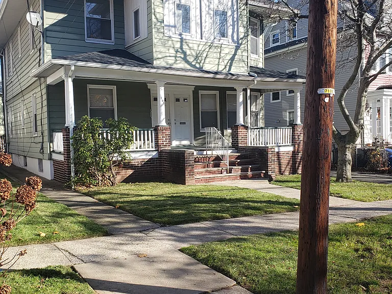 103-105 Weequahic Ave — Photo 5