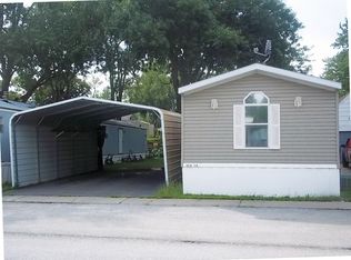 4318 N 128th Plz, Omaha, NE 68164