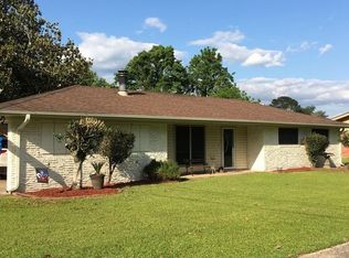 101 Lynn Dr, Lafayette, LA 70508