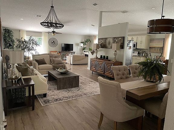 2nd image of 3841 Sunset Cove Dr