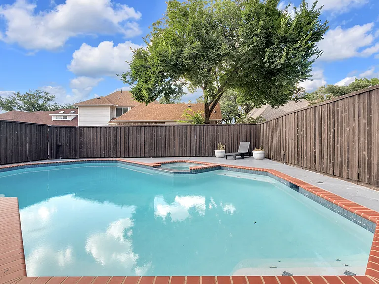 4637 Portrait Ln — Photo 13