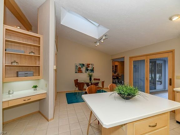 5th image of 21875 Meadows Edge Ln