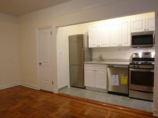 Rented by Bohemia Realty Group | media 4