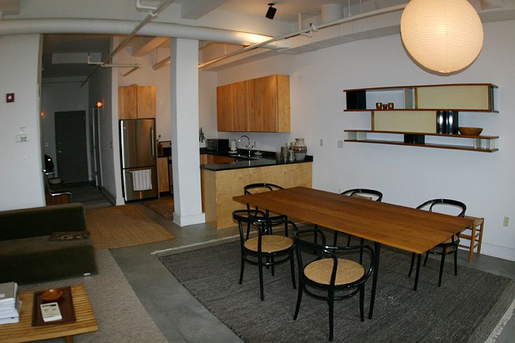 2nd image of 140 Bay St #718