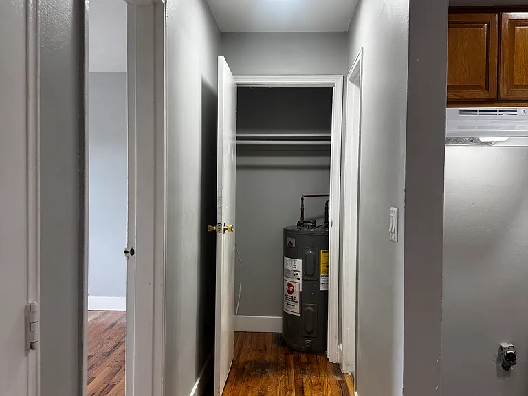 337 E Grand Ave #6B — Photo 6