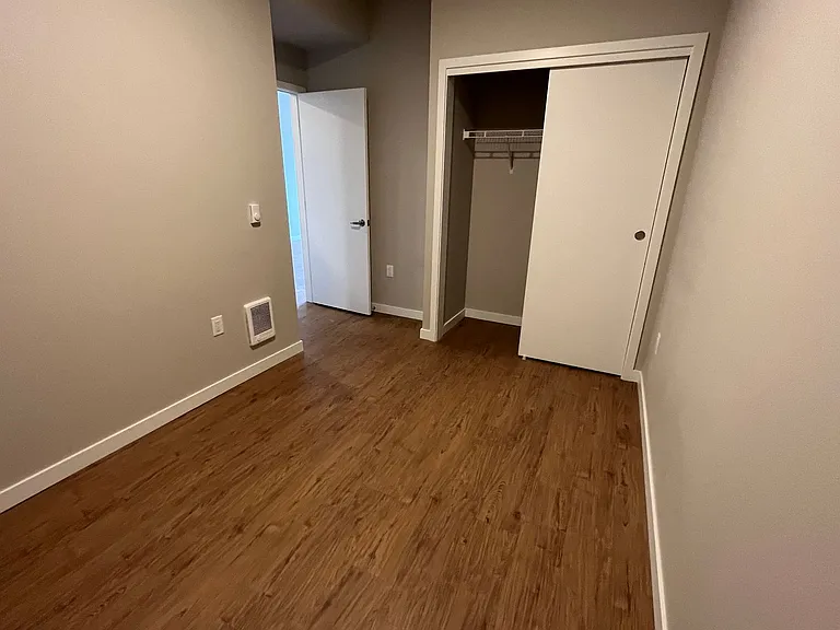 2518 Meridian St — Photo 13