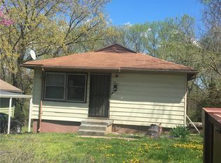 4233 Cypress St, Kansas City, MO 64130