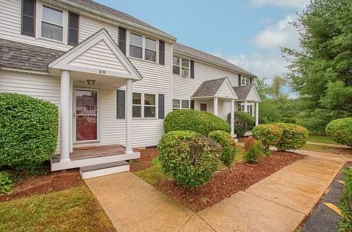 2nd image of 2 W Hill Dr #B
