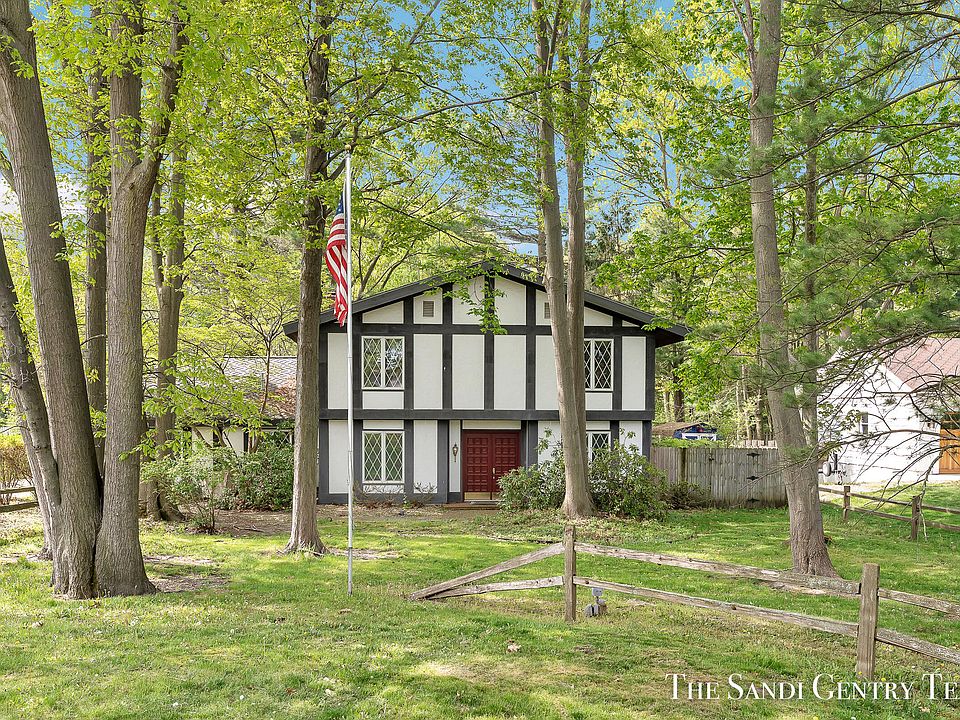 17614 Brucker St, Grand Haven, MI 49417 Zillow