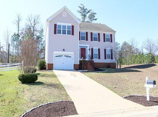 15000 Pine Vista Ln, Chester, VA 23831