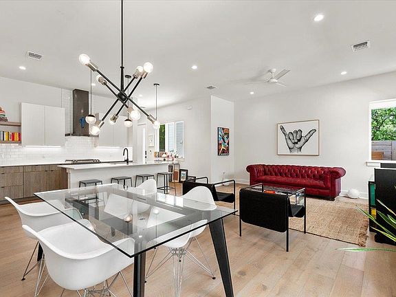 3rd image of 1404 E M Franklin Ave #1