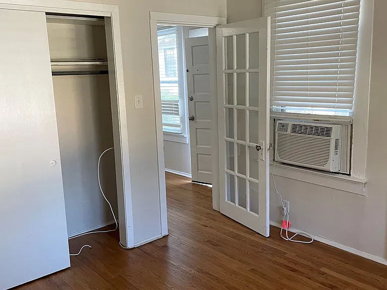 1564 Belmont Ave #2 — Photo 5