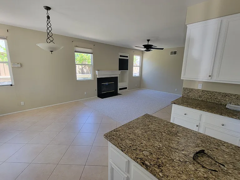 23561 Bending Oak Ct — Photo 5