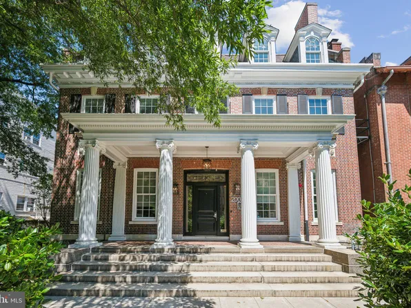 2007 Wyoming Ave NW Unit 12, Washington, DC 20009