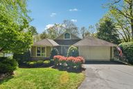 Dawnbrook Dr-2404-001.jpg