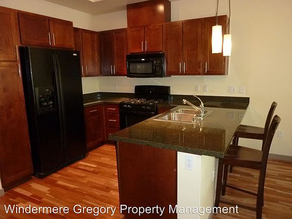 4th image of 375 Kirkland Ave APT 335
