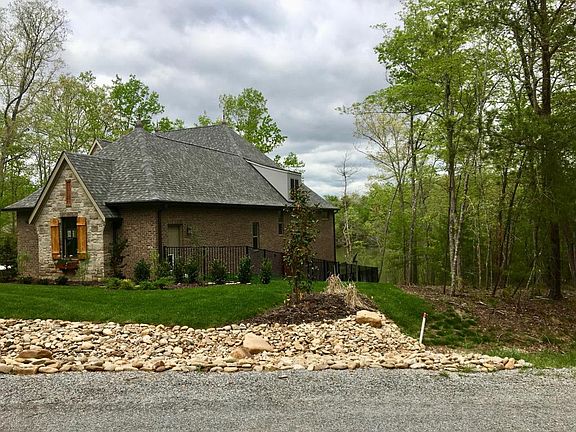 4th image of 152 Valarian Dr