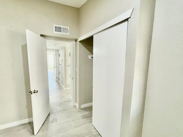 el-paso-texas-442665025 picture