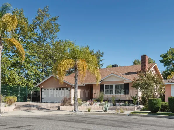12920 Aetna St, Van Nuys, CA 91401