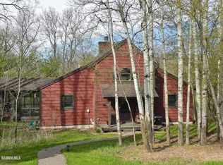 19 Bitter Root Ct, Galena, IL 61036
