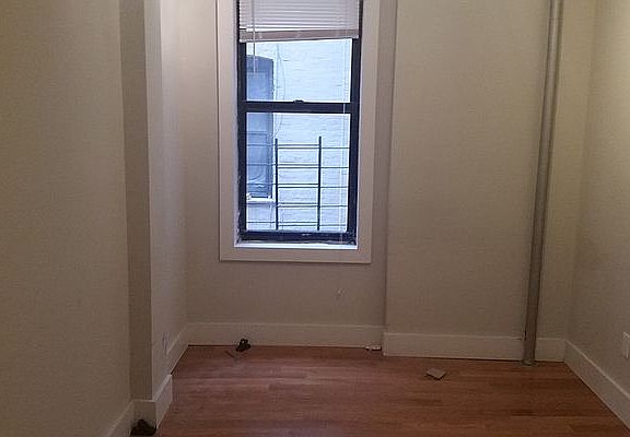 5th image of 219 E 17th St #2L