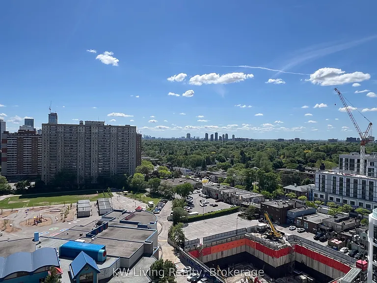 60 Central Park Dr #1807 — Photo 26