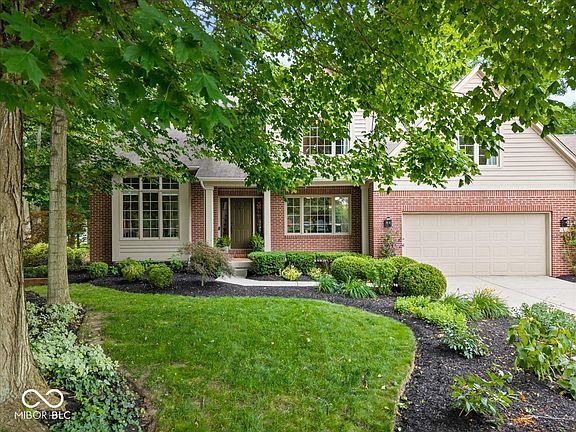 5th image of 811 Pebble Brook Pl