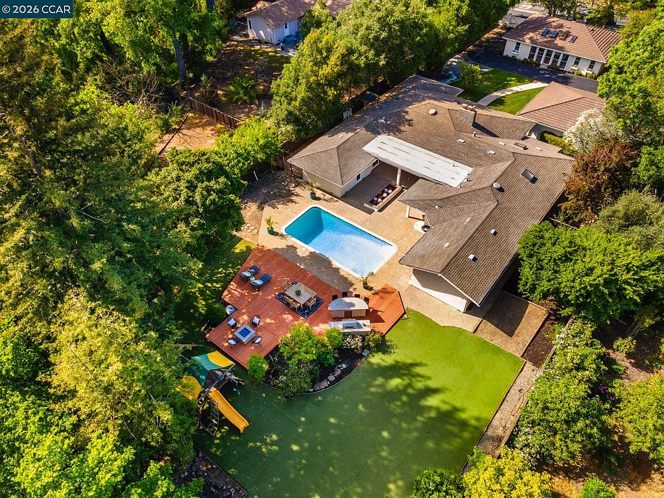 1st image of 2002 Diablo Rd