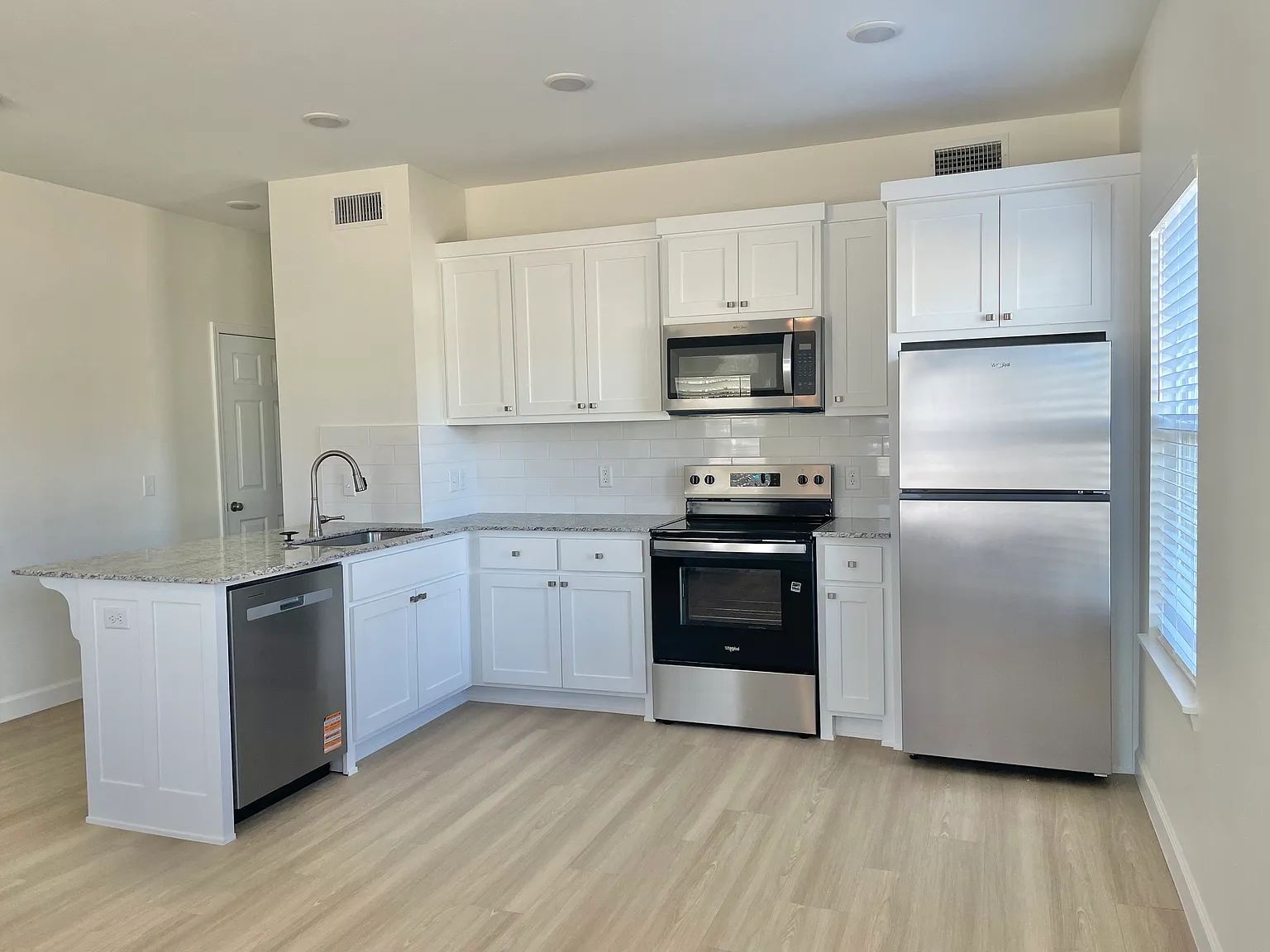 Brand New near Downtown Springdale — Photo 3