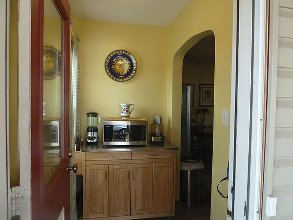 Kitchen Entry