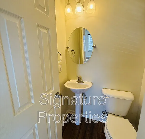 3239 Granby St — Photo 6