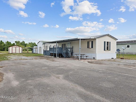 2nd image of 1306 L Dubois Rd