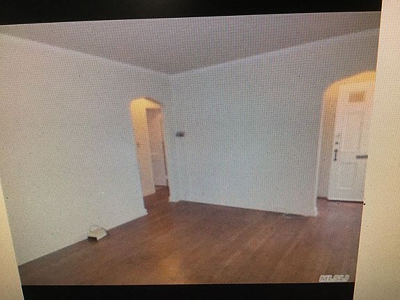 3rd image of 335 Halsey Ave