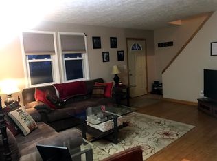 396 Red Oak Dr, Colchester, VT 05446