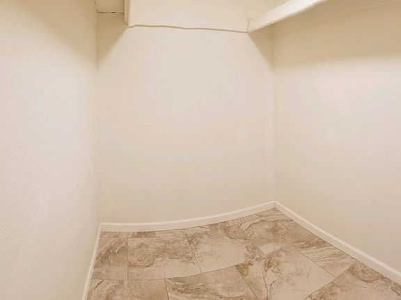 4th image of 3711 E Blacklidge Dr #3711