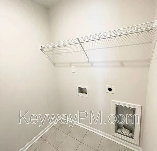 4136 Thimbleberry Dr — Photo 21