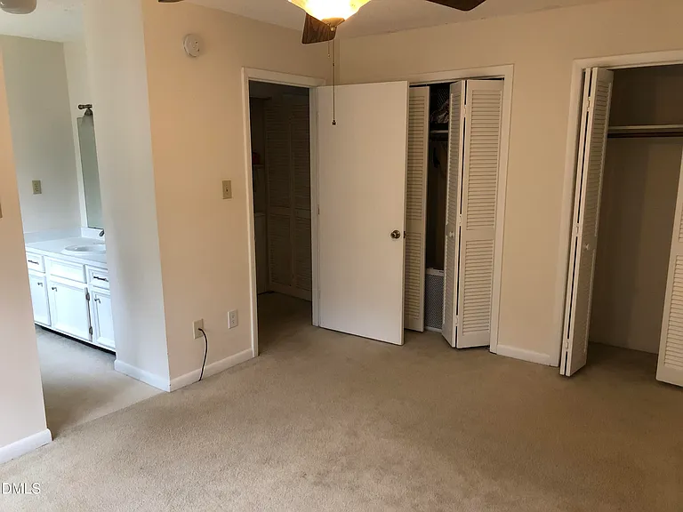 4100 Five Oaks Dr #28 — Photo 14