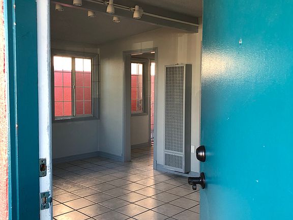 4th image of 4614 W 164th St