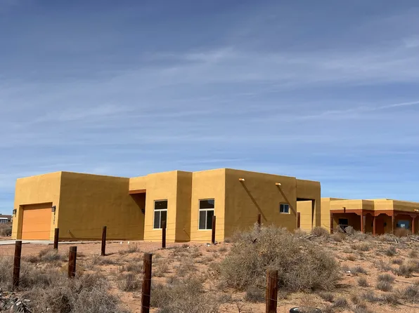 7305 Hapsburg Rd NE, Rio Rancho, NM 87144