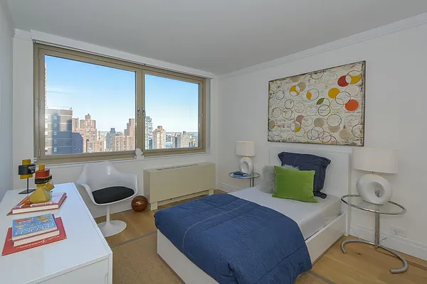 Rented by The Dermot Realty Management Company | media 49